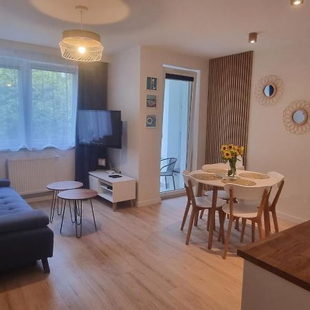 Apartament Osiem Gwiazdek Dziwnówek Exteriör bild