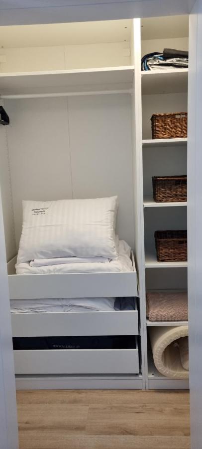 Apartament Osiem Gwiazdek Dziwnówek Exteriör bild